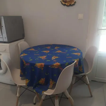 Family House By The Nyaraló *